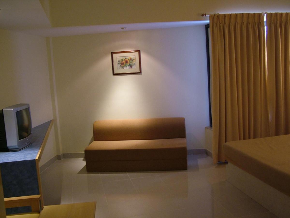 Hotel City Park, سولابور المظهر الخارجي الصورة