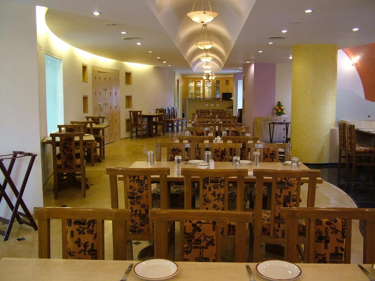Hotel City Park, سولابور المظهر الخارجي الصورة